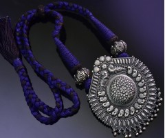 SLV145-SILVER NECKPIECE